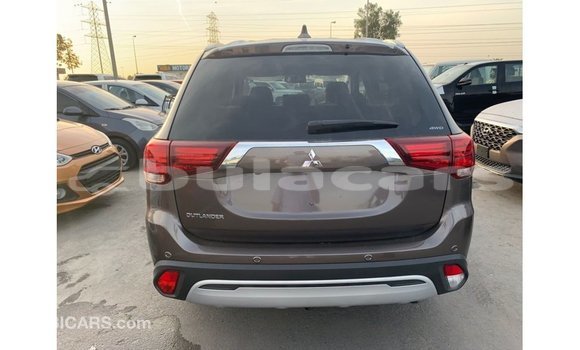 Buy Import Mitsubishi Outlander Brown Car in Import - Dubai in Central Buy Import Mitsubishi Outlander Brown Car in Import - Dubai in Central