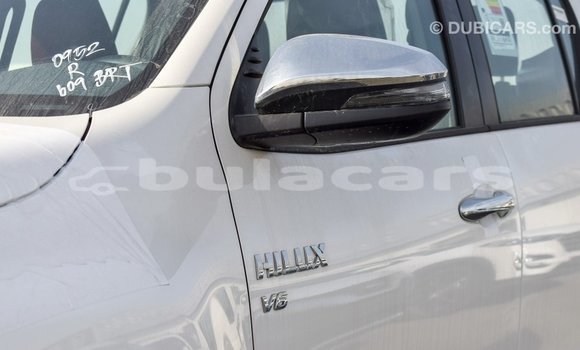 Buy Import Toyota Hilux White Car in Import - Dubai in Central Buy Import Toyota Hilux White Car in Import - Dubai in Central
