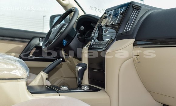 Buy Import Toyota Land Cruiser Grey Car in Import - Dubai in Central Buy Import Toyota Land Cruiser Grey Car in Import - Dubai in Central