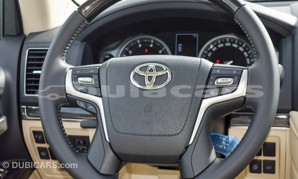 Buy Import Toyota Land Cruiser Grey Car in Import - Dubai in Central Buy Import Toyota Land Cruiser Grey Car in Import - Dubai in Central