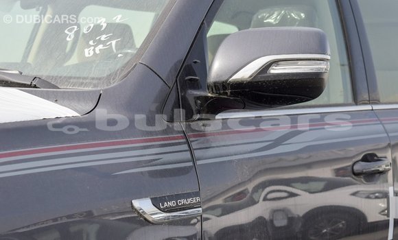 Buy Import Toyota Land Cruiser Grey Car in Import - Dubai in Central Buy Import Toyota Land Cruiser Grey Car in Import - Dubai in Central