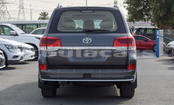 Buy Import Toyota Land Cruiser Grey Car in Import - Dubai in Central Buy Import Toyota Land Cruiser Grey Car in Import - Dubai in Central