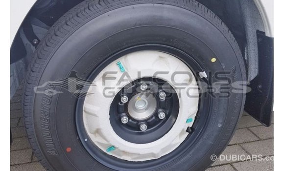 Buy Import Toyota Hiace White Car in Import - Dubai in Central Buy Import Toyota Hiace White Car in Import - Dubai in Central