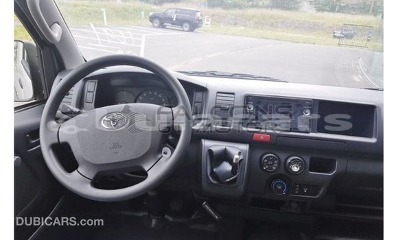 Buy Import Toyota Hiace White Car in Import - Dubai in Central Buy Import Toyota Hiace White Car in Import - Dubai in Central