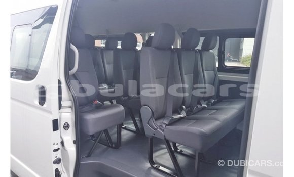 Buy Import Toyota Hiace White Car in Import - Dubai in Central Buy Import Toyota Hiace White Car in Import - Dubai in Central
