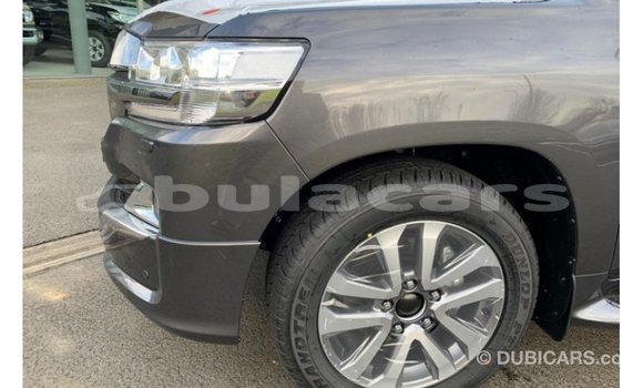 Buy Import Toyota Land Cruiser Brown Car in Import - Dubai in Central Buy Import Toyota Land Cruiser Brown Car in Import - Dubai in Central