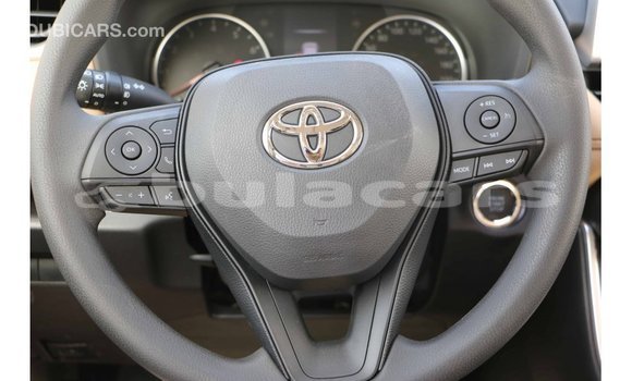 Acheter Import Voiture Toyota 4Runner Blanc à Import - Dubai, Central Acheter Import Voiture Toyota 4Runner Blanc à Import - Dubai, Central