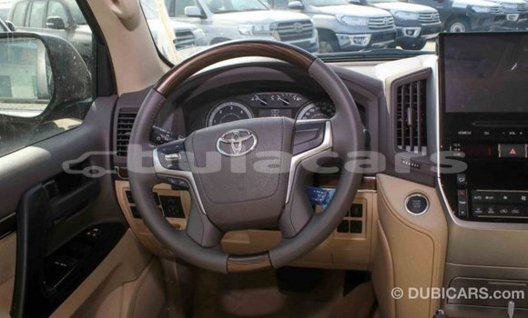Buy Import Toyota Land Cruiser Black Car in Import - Dubai in Central Buy Import Toyota Land Cruiser Black Car in Import - Dubai in Central