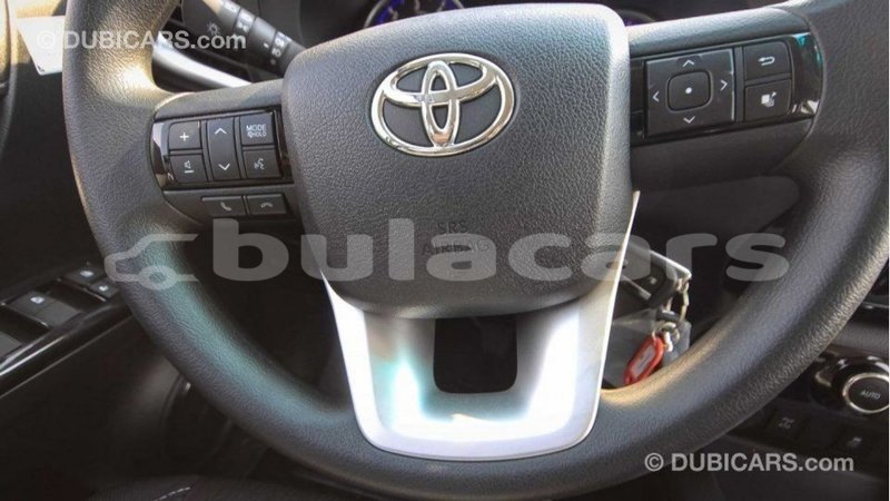 Big with watermark toyota hilux central import dubai 5932