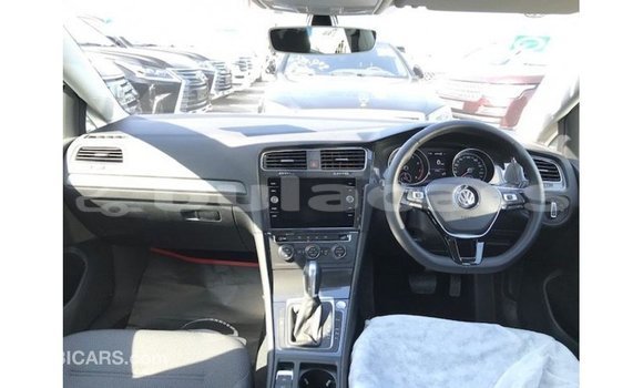 Buy Import Volkswagen Golf White Car in Import - Dubai in Central Buy Import Volkswagen Golf White Car in Import - Dubai in Central