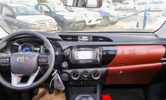 Buy Import Toyota Hilux White Car in Import - Dubai in Central Buy Import Toyota Hilux White Car in Import - Dubai in Central