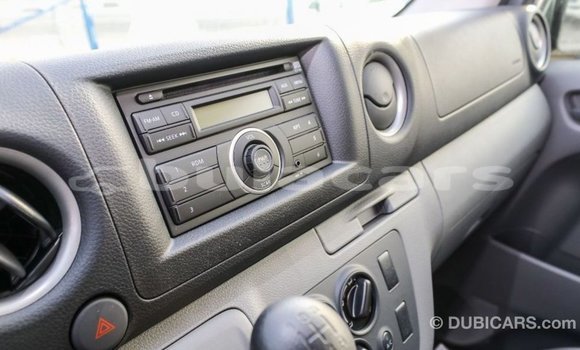 Acheter Import Voiture Nissan Urvan Blanc à Import - Dubai, Central Acheter Import Voiture Nissan Urvan Blanc à Import - Dubai, Central