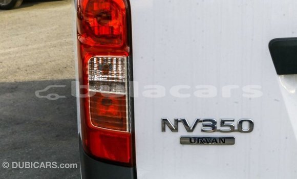 Acheter Import Voiture Nissan Urvan Blanc à Import - Dubai, Central Acheter Import Voiture Nissan Urvan Blanc à Import - Dubai, Central