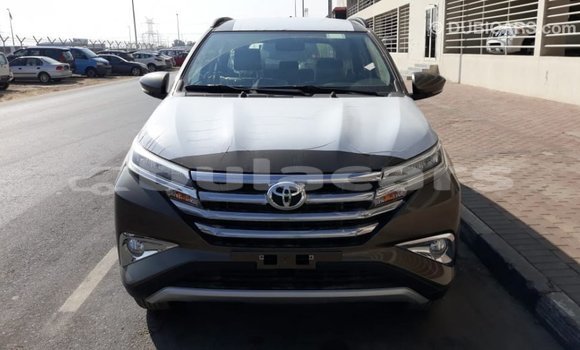 Buy Import Toyota Rush White Car in Import - Dubai in Central Buy Import Toyota Rush White Car in Import - Dubai in Central