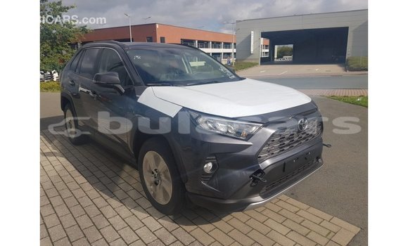 Buy Import Toyota 4Runner Grey Car in Import - Dubai in Central Buy Import Toyota 4Runner Grey Car in Import - Dubai in Central