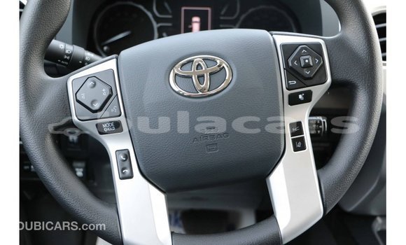 Acheter Import Voiture Toyota Tundra Blanc à Import - Dubai, Central Acheter Import Voiture Toyota Tundra Blanc à Import - Dubai, Central