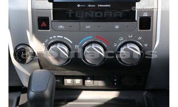 Acheter Import Voiture Toyota Tundra Blanc à Import - Dubai, Central Acheter Import Voiture Toyota Tundra Blanc à Import - Dubai, Central