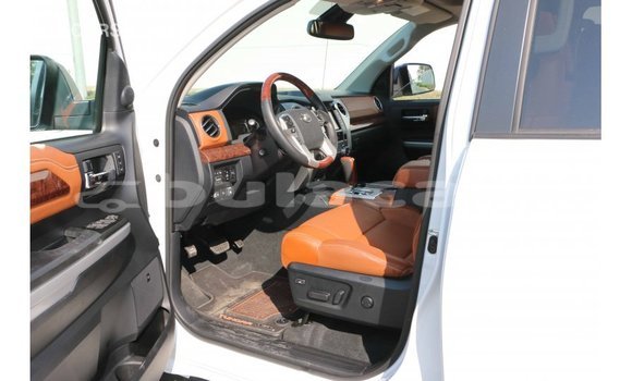 Buy Import Toyota Tundra White Car in Import - Dubai in Central Buy Import Toyota Tundra White Car in Import - Dubai in Central