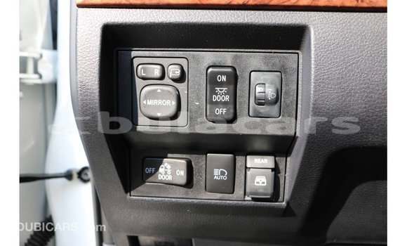 Buy Import Toyota Tundra White Car in Import - Dubai in Central Buy Import Toyota Tundra White Car in Import - Dubai in Central