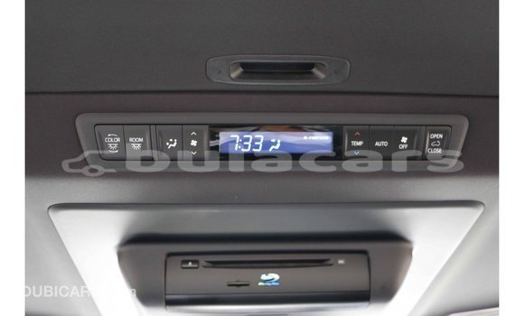 Acheter Import Voiture Toyota Alphard Blanc à Import - Dubai, Central Acheter Import Voiture Toyota Alphard Blanc à Import - Dubai, Central