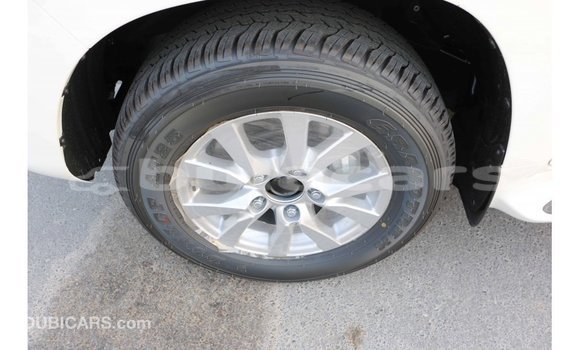 Buy Import Toyota Land Cruiser White Car in Import - Dubai in Central Buy Import Toyota Land Cruiser White Car in Import - Dubai in Central