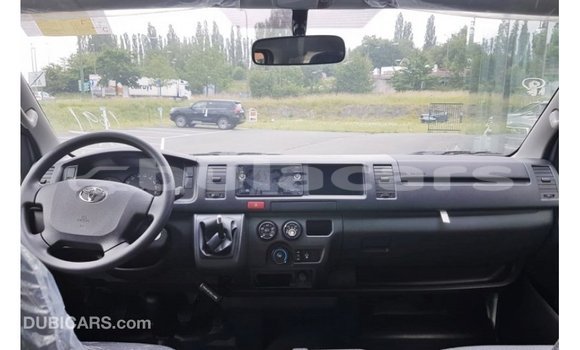 Buy Import Toyota Hiace White Car in Import - Dubai in Central Buy Import Toyota Hiace White Car in Import - Dubai in Central