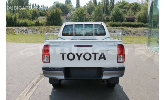 Buy Import Toyota Hilux White Car in Import - Dubai in Central Buy Import Toyota Hilux White Car in Import - Dubai in Central