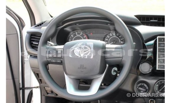 Buy Import Toyota Hilux White Car in Import - Dubai in Central Buy Import Toyota Hilux White Car in Import - Dubai in Central