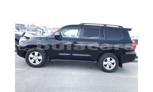 Buy Import Toyota Land Cruiser Black Car in Import - Dubai in Central Buy Import Toyota Land Cruiser Black Car in Import - Dubai in Central