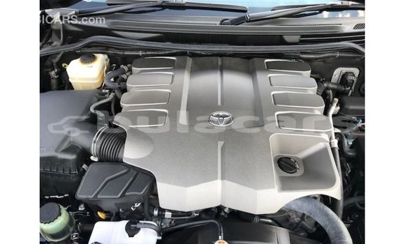 Buy Import Toyota Land Cruiser Black Car in Import - Dubai in Central Buy Import Toyota Land Cruiser Black Car in Import - Dubai in Central
