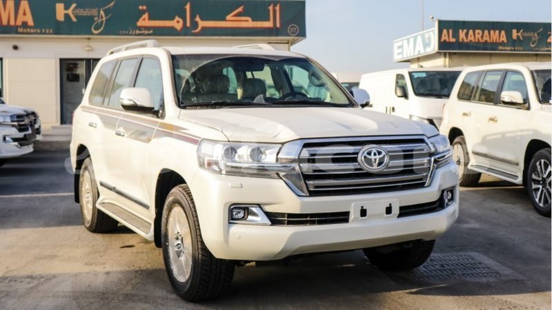 Big with watermark toyota land cruiser central import dubai 5979
