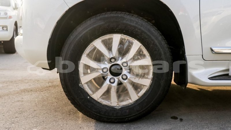 Big with watermark toyota land cruiser central import dubai 5979