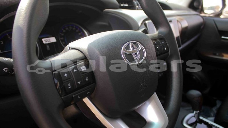 Big with watermark toyota hilux central import dubai 5982