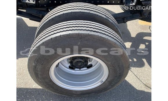 Acheter Import Voiture Mitsubishi i Blanc à Import - Dubai, Central Acheter Import Voiture Mitsubishi i Blanc à Import - Dubai, Central