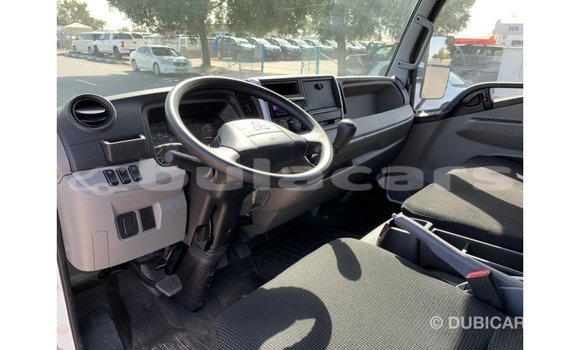 Buy Import Mitsubishi i White Car in Import - Dubai in Central Buy Import Mitsubishi i White Car in Import - Dubai in Central