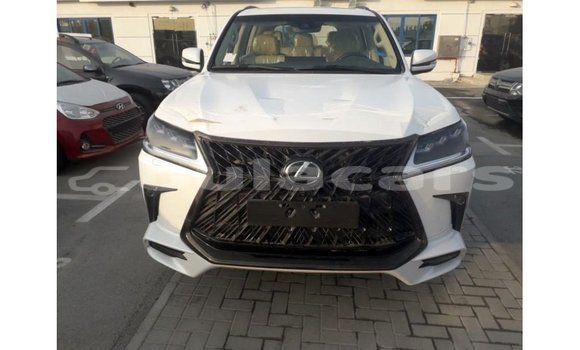 Buy Import Lexus LX White Car in Import - Dubai in Central Buy Import Lexus LX White Car in Import - Dubai in Central
