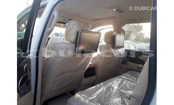Buy Import Lexus LX White Car in Import - Dubai in Central Buy Import Lexus LX White Car in Import - Dubai in Central