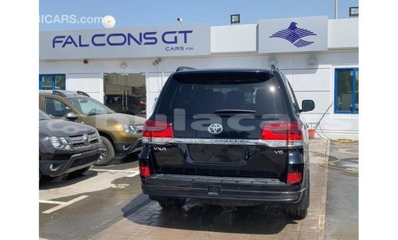 Buy Import Toyota Land Cruiser Black Car in Import - Dubai in Central Buy Import Toyota Land Cruiser Black Car in Import - Dubai in Central