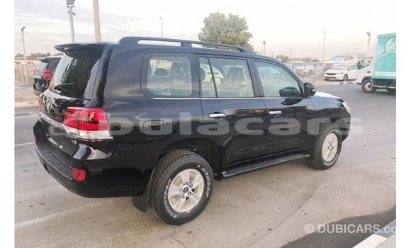 Buy Import Toyota Land Cruiser Black Car in Import - Dubai in Central Buy Import Toyota Land Cruiser Black Car in Import - Dubai in Central