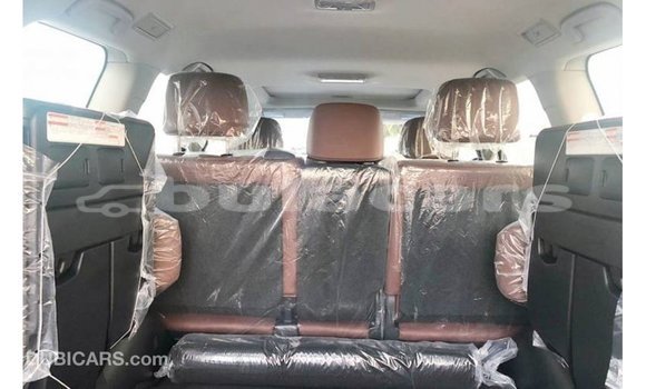 Buy Import Toyota Land Cruiser Black Car in Import - Dubai in Central Buy Import Toyota Land Cruiser Black Car in Import - Dubai in Central