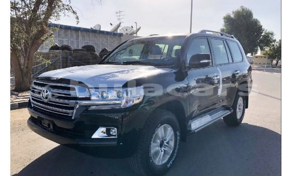 Buy Import Toyota Land Cruiser Black Car in Import - Dubai in Central Buy Import Toyota Land Cruiser Black Car in Import - Dubai in Central