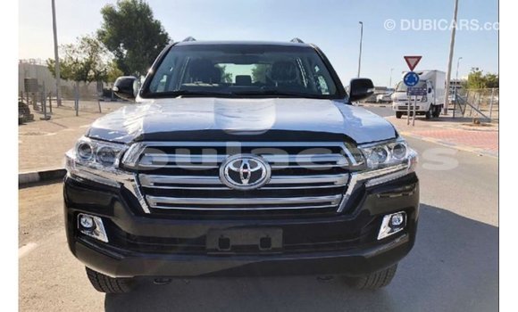 Buy Import Toyota Land Cruiser Black Car in Import - Dubai in Central Buy Import Toyota Land Cruiser Black Car in Import - Dubai in Central