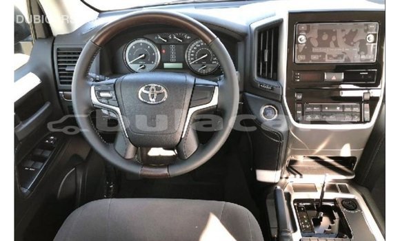 Buy Import Toyota Land Cruiser Black Car in Import - Dubai in Central Buy Import Toyota Land Cruiser Black Car in Import - Dubai in Central