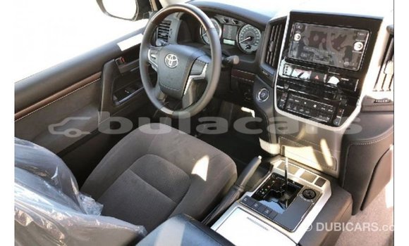 Buy Import Toyota Land Cruiser Black Car in Import - Dubai in Central Buy Import Toyota Land Cruiser Black Car in Import - Dubai in Central