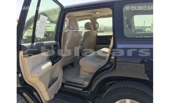 Buy Import Toyota Land Cruiser Black Car in Import - Dubai in Central Buy Import Toyota Land Cruiser Black Car in Import - Dubai in Central