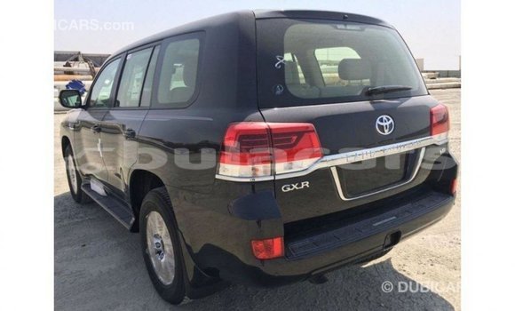 Buy Import Toyota Land Cruiser Black Car in Import - Dubai in Central Buy Import Toyota Land Cruiser Black Car in Import - Dubai in Central