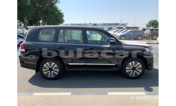 Buy Import Toyota Land Cruiser Black Car in Import - Dubai in Central Buy Import Toyota Land Cruiser Black Car in Import - Dubai in Central