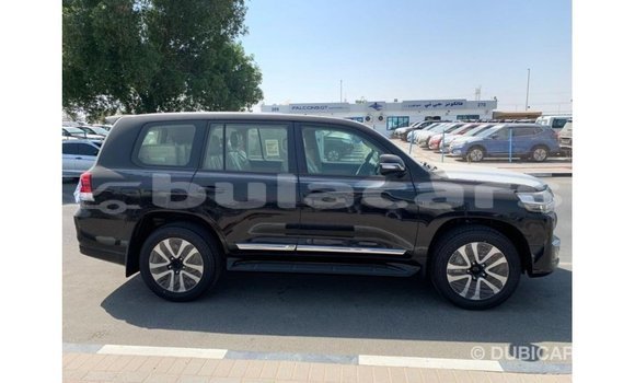 Buy Import Toyota Land Cruiser Black Car in Import - Dubai in Central Buy Import Toyota Land Cruiser Black Car in Import - Dubai in Central