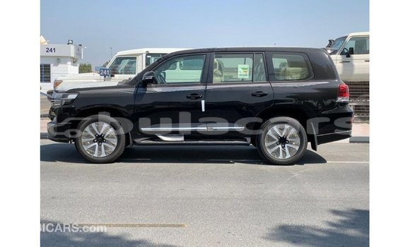 Buy Import Toyota Land Cruiser Black Car in Import - Dubai in Central Buy Import Toyota Land Cruiser Black Car in Import - Dubai in Central
