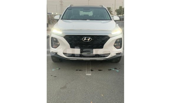 Acheter Import Voiture Hyundai Santa Fe Blanc à Import - Dubai, Central Acheter Import Voiture Hyundai Santa Fe Blanc à Import - Dubai, Central